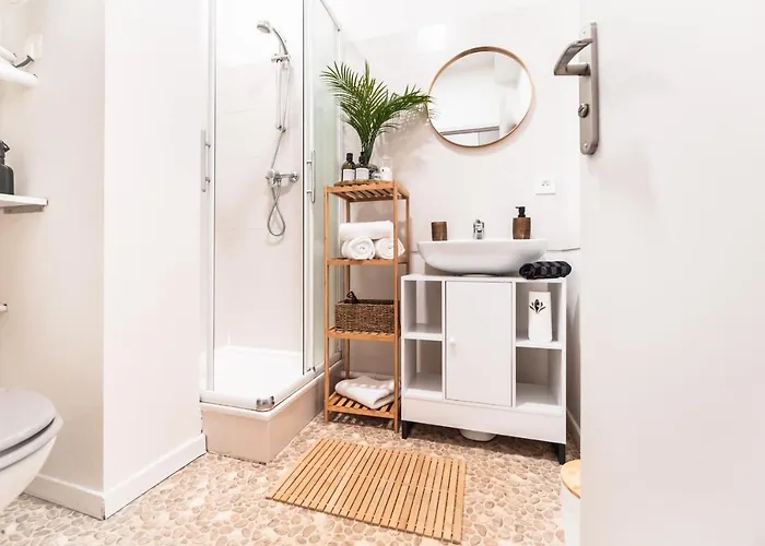 Cosy Avec Place De Parking Prive Appartement